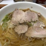 忍八 - 醤油らーめん