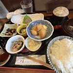 旬菜の味わい がら里 - 花かごランチ