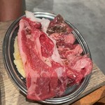 にんにく焼肉 チャッカ - 赤皿の大皿