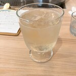 ハナウタ - エルダーフラワーシロップのソーダ割り