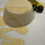 スペインレストラン 銀座エスペロ - どんぐりムース(ブルーベリーオレンジミント添)