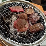 炭火焼肉 たくみ - 