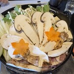 松茸山 別所和苑 - 松茸鍋