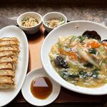 浜木綿 - 料理写真:選べる餃子ランチセット