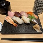 鮨・酒・肴 杉玉 - お寿司おいしーい