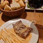 メゾンカイザー - ステーキセット（本日のパンの盛り合わせ・コーヒーor紅茶）