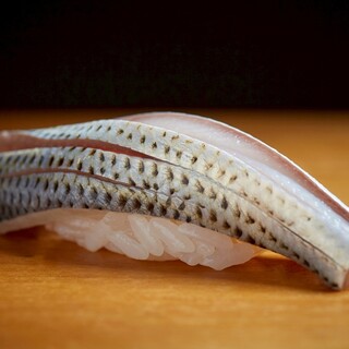 愛媛の海を感じる《おまかせコース》をご用意。旬の味覚を愉しむ