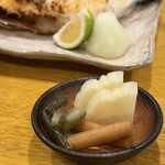 炉ノ鳥 - 漬物なクオリティも抜かりなし