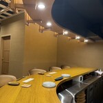 炉ノ鳥 - 落ち着いたら店内。