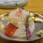 炉ノ鳥 - その場で捌いてくれて新鮮そのもの。