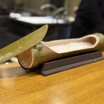 炉ノ鳥 - 竹の香りがしっかり移って食欲そそるお米。