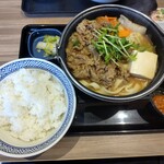 吉野家 - 料理写真:とんこつ醤油牛鍋膳