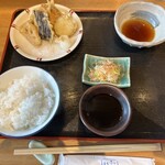 旬魚菜まこと - まず､お造りとうどん以外のお料理到着。