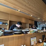 旬魚菜まこと - カウンターとご主人