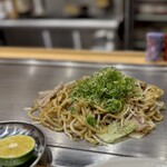 お好み焼き しみづ - 色合いのビジュアルかぶりしちゃった「しおそば」 (´◡`) 