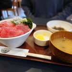 とと源 - まぐろ中落ち丼