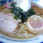 食堂 志らいわ - 塩ラーメンのアップ