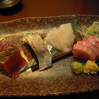 晴庵 - お刺身、メジマグロ、カツオ、鯵、カワハギ