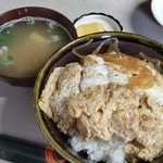 カツ丼６４０円と味噌汁１６０円　計８００円也♪《2014年11月》