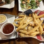 GORDON RAMSAY BURGR - 