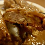 キッチン すみっこ - カツカレー（1100円）＋大盛(300円)