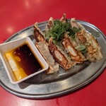 広島まるごと酒場 広島乃風 - 焼餃子