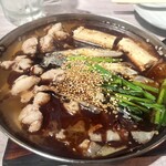 立飲場 互 - マー油香る小さなもつ鍋 580円