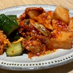 ビーフ鈴木 - キムチ盛り合わせ