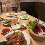 マンジョッオヒャンジョッパル&ソベッチャカンジャンケジャン - 