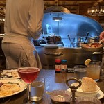 ロウリーズ・ザ・プライムリブ 恵比寿ガーデンプレイス店 - カット中シーン