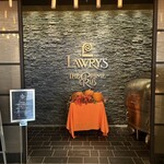 ロウリーズ・ザ・プライムリブ - entrance