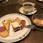 ロウリーズ・ザ・プライムリブ 恵比寿ガーデンプレイス店 - 