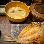 越後屋 文左衛門 - あじ開き定食　1,100円(税込)