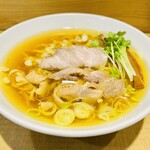 親鶏中華そば 綾川 本店 - 