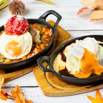 Muu Muu Diner - とろけるチーズマッシュのロコモコ、丸ごとトマトのミネストロコモコ