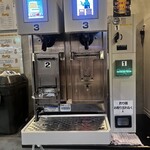 立飲場 互 - ビールのサーバー