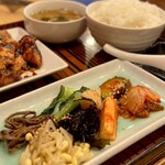 炭火焼ホルモンナカジ はなれ - 