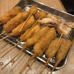 串カツ しろたや - 串カツ　豚カツ　ササミ　鶏皮ニンニク　タコ揚げ　明太子