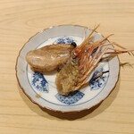 焼うおいし川 - ぼたん海老の頭