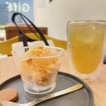 うんてん洋菓子店 - トマトのアイスとシークワーサーレモネード