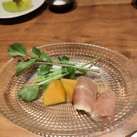 炭火焼鳥 木鶏 - 