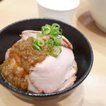 らぁ麺 和來 - レアシャーシュー丼