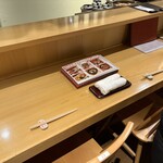 浅草おでん大多福 - 2階カウンター席