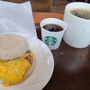 Starbucks Coffee Hiroshima Tsutayakadenten - お料理①挽きソーセージパティ&スクランブルエッグのイングリッシュ・マフィン
                お飲み物①HOT珈琲
                モーニングタイムでセットでショート→トールへ
                HOT珈琲の抽出待ちでミニカップのICE珈琲をサービスで