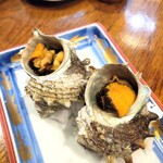 藤よし - さざえ壺焼き