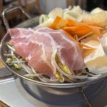 햐쿠시키 아오모리 신마치점