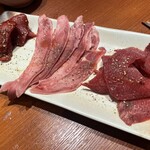 焼肉牛山道 - 