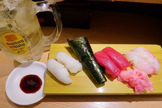 すしまる 天王寺MIO店 - 天王寺/立ち食い寿司 | 食べログ