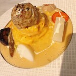 ranpu ＋ - これは巻きスタイル小盛りのハンバーグトッピングね！