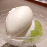 TATSUMI - シャインマスカットとアイス